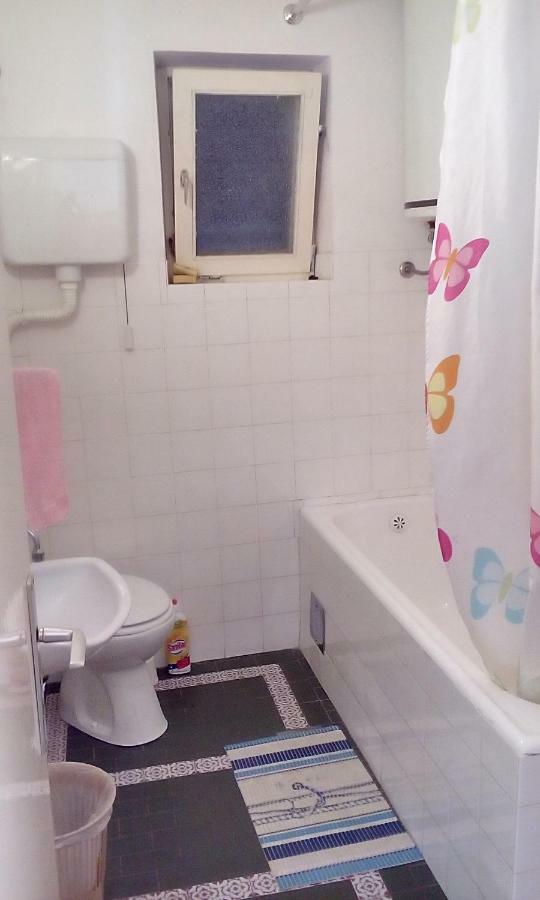 Apartment Antonija Сень Екстер'єр фото